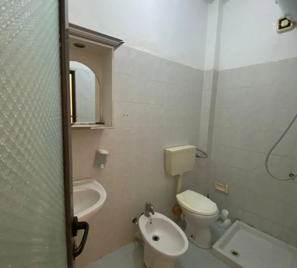 بيت شباب Pikihostseaside Qerret Qerret (Tirana)